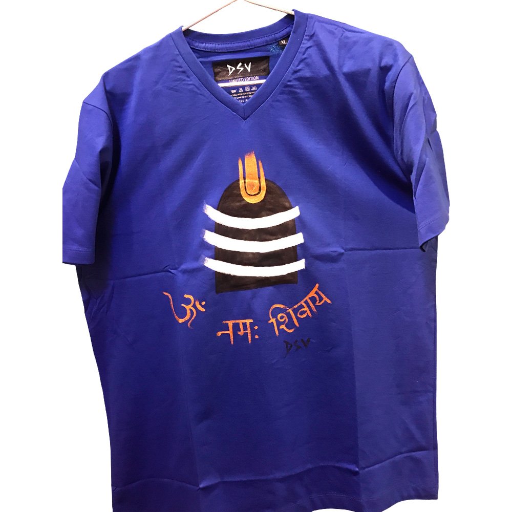 Hand-painting-on-Tshirt(1)