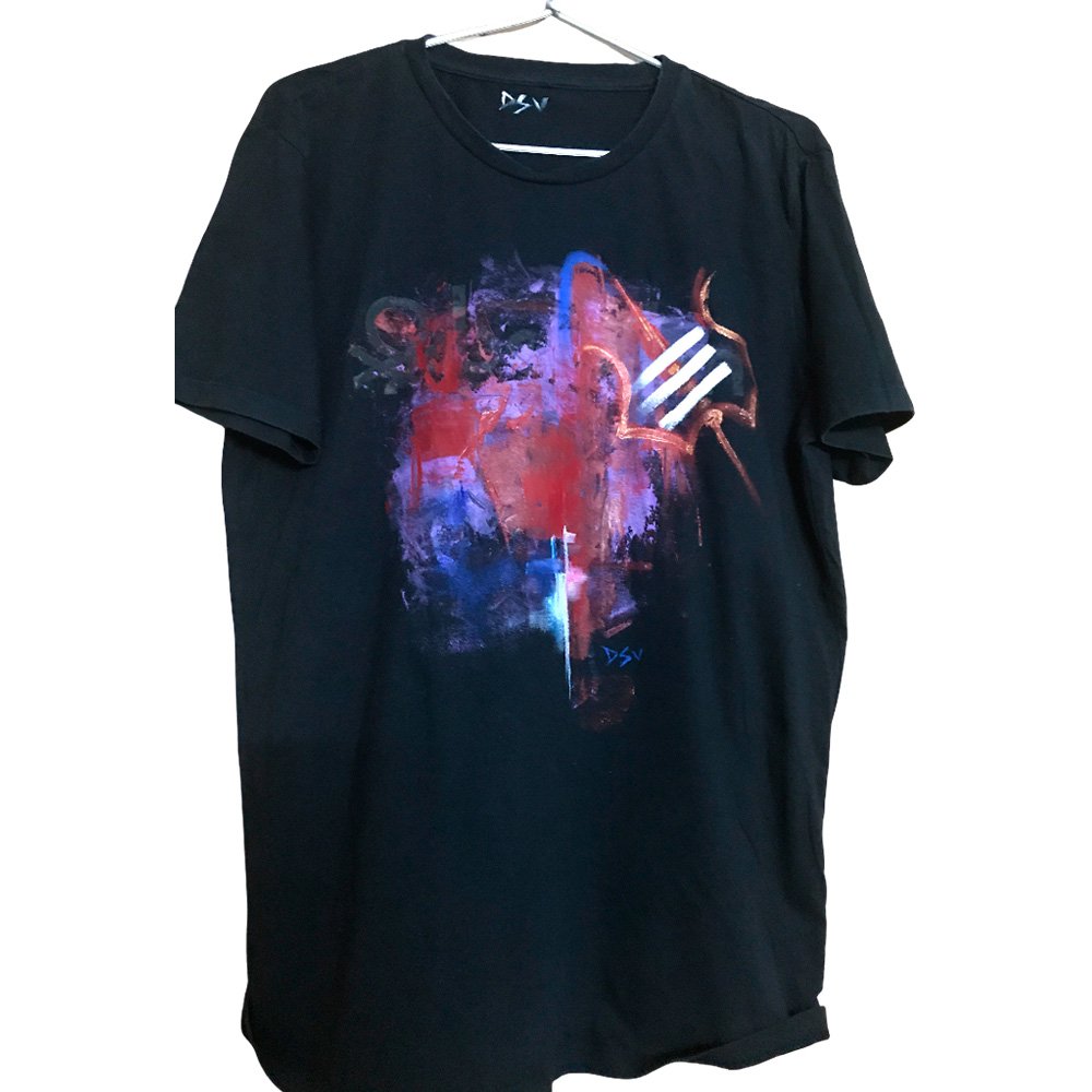 Hand-painting-on-Tshirt (2)